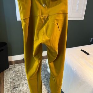 Gold align leggings size 4.